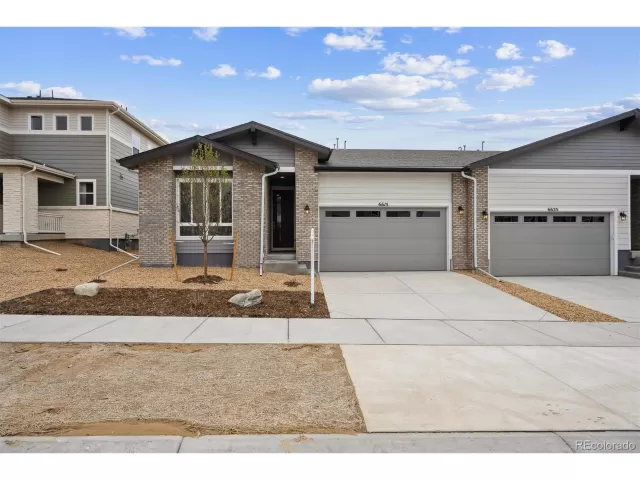 MLS: 7247732 Condo For Sale