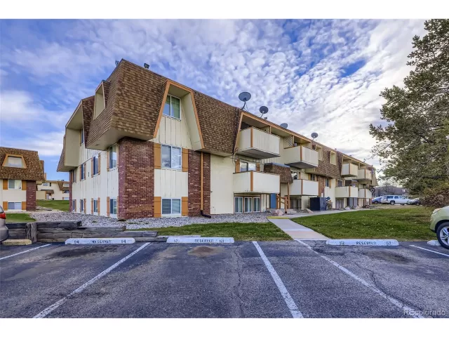 MLS: 7248489 Condo For Sale