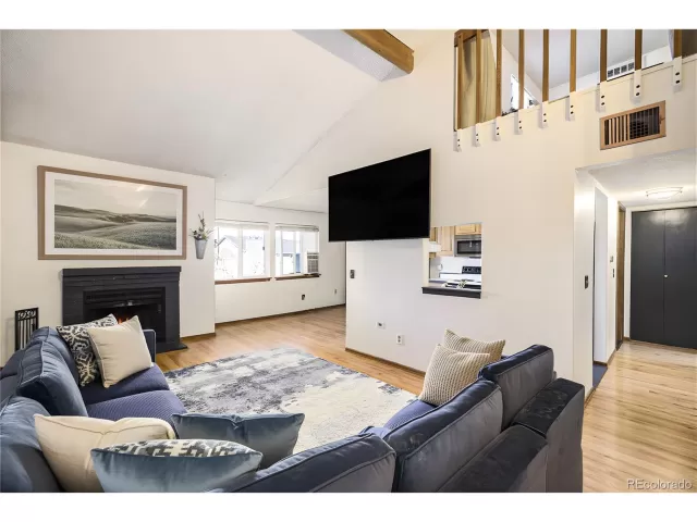 MLS: 7251291 Condo For Sale