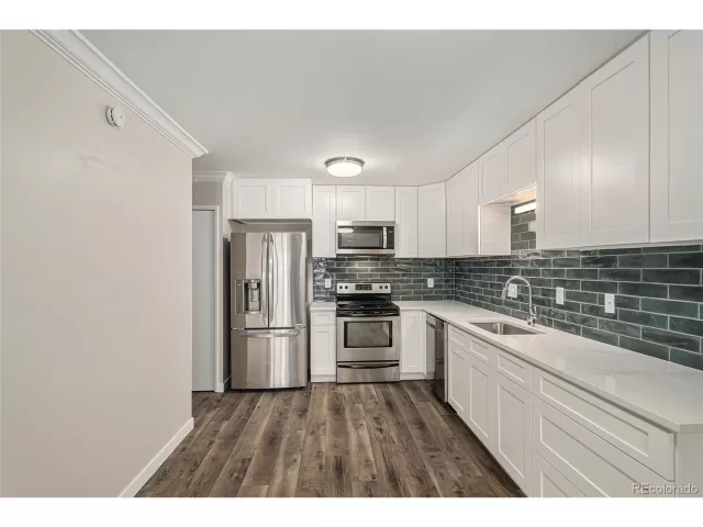 MLS: 7251593 Condo For Sale