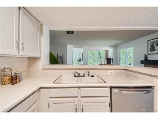 Photo #5: 7253432 Listing