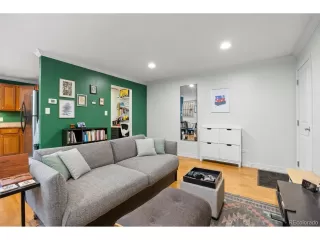 Photo #6: 7258856 Listing