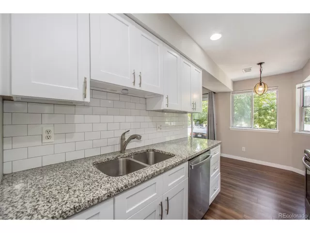 MLS: 7259263 Condo For Sale