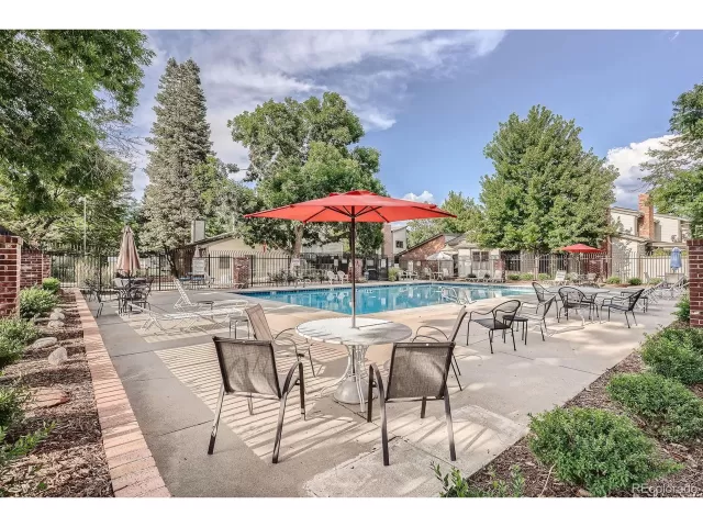 MLS: 7261722 Condo For Sale