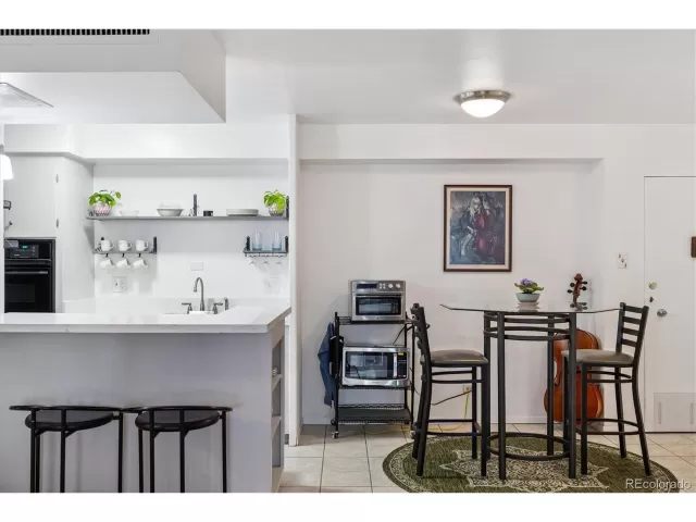 MLS: 7262352 Condo For Sale