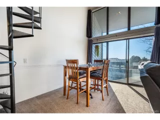 Photo #6: 7263759 Listing