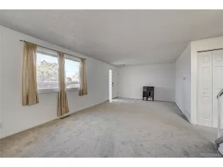Photo #6: 7269326 Listing