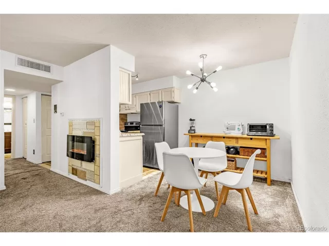 MLS: 7272051 Condo For Sale