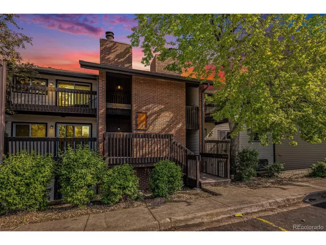 MLS: 7272787 Condo For Sale
