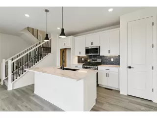 Photo #5: 7275496 Listing 