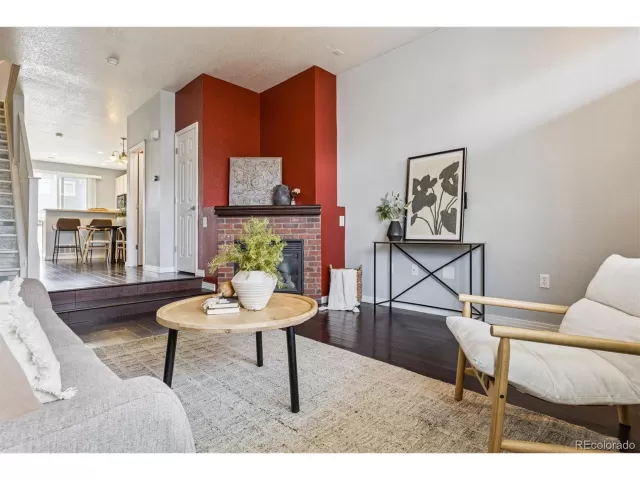 MLS: 7275954 Condo For Sale