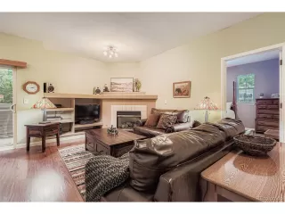 Photo #4: 7284473 Listing