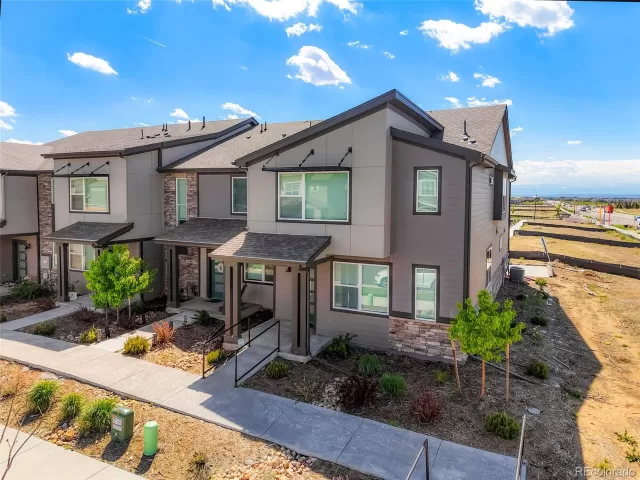 MLS: 7293944 Condo For Sale