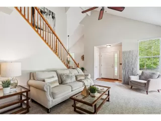 Photo #4: 7294721 Listing