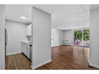 More Details about MLS # 7297157 : 2281 S VAUGHN WAY 214A AURORA CO 80014