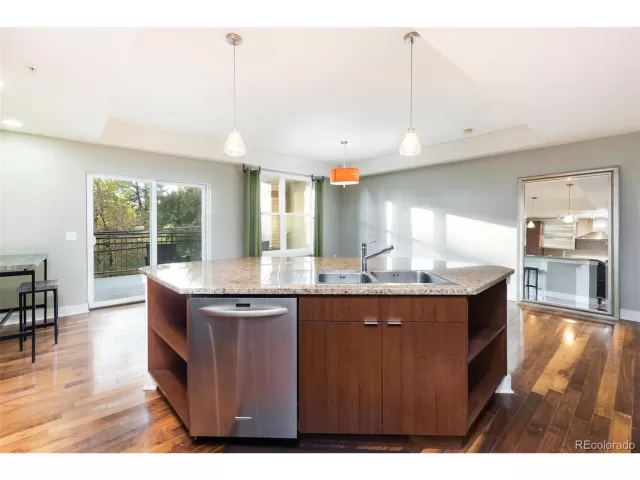 MLS: 7297694 Condo For Sale