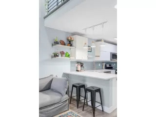 Photo #5: 7300468 Listing