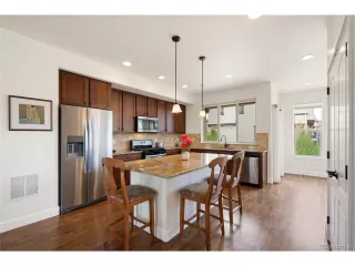 Photo #2: 7301132 Listing 