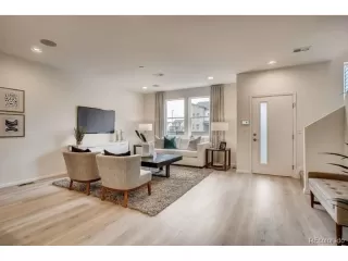 Photo #6: 7301307 Listing 