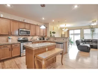 Photo #5: 7301598 Listing