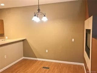Photo #6: 7310260 Listing