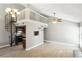 Photo #3: 7315388 Listing