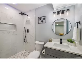 Photo #4: 7316644 Listing