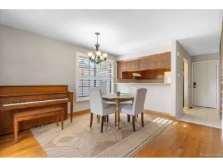 Photo #4: 7319200 Listing