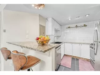 Photo #5: 7327116 Listing