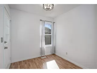 Photo #6: 7330224 Listing