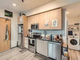 Photo #4: 7330526 Listing