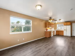 Photo #4: 7332609 Listing