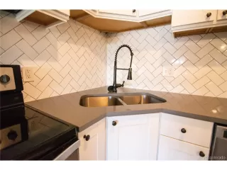 Photo #5: 7334574 Listing 