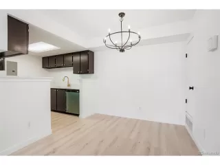 Photo #6: 7337892 Listing