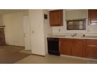 Photo #5: 7338665 Listing