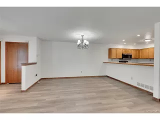 Photo #5: 7345712 Listing 