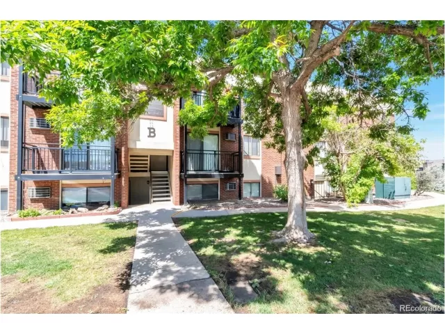 MLS: 7348894 Condo For Sale