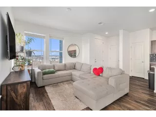 Photo #5: 7349110 Listing