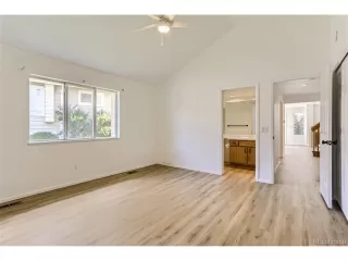 Photo #4: 7349422 Listing