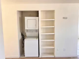 Photo #5: 7352899 Listing