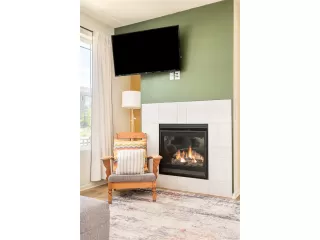 Photo #5: 7353187 Listing