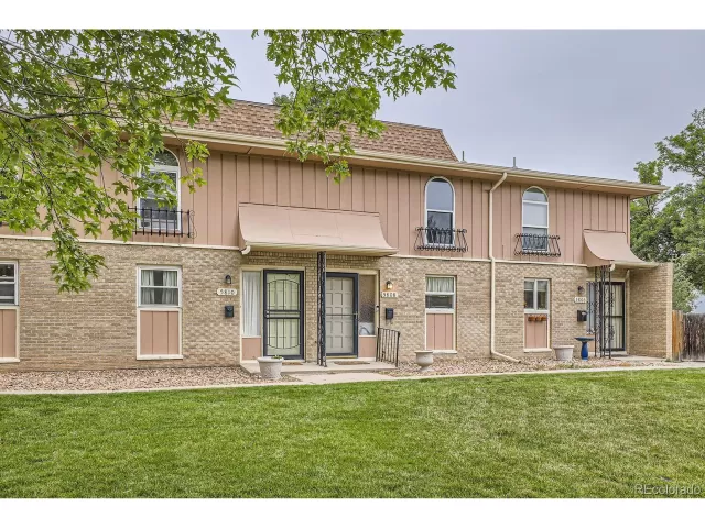 MLS: 7353754 Condo For Sale