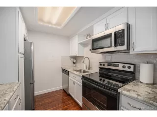 Photo #3: 7353788 Listing