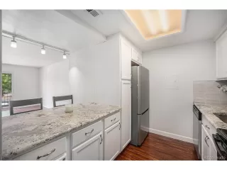 Photo #4: 7353788 Listing