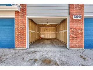 Photo #3: 7355529 Listing