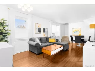 Photo #5: 7357303 Listing