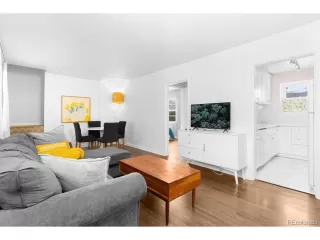 Photo #6: 7357303 Listing