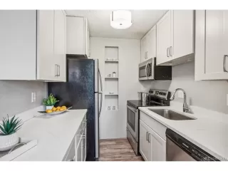 Photo #6: 7360329 Listing 