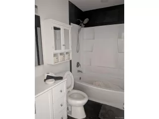 Photo #4: 7360513 Listing