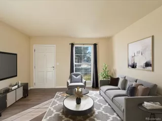 Photo #6: 7362153 Listing